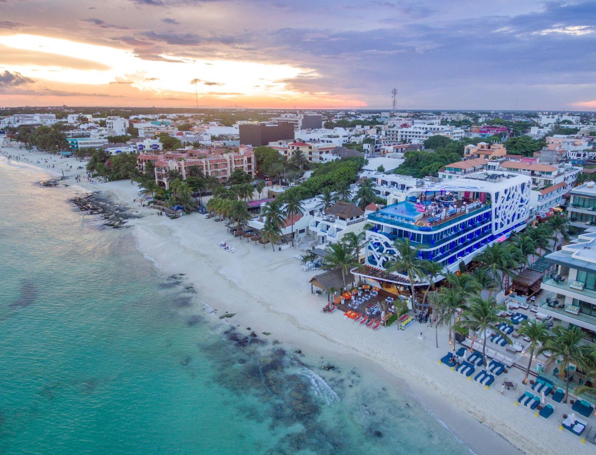 The Carmen Hotel - Ocean Front (Adults Only) Playa del Carmen Esterno foto