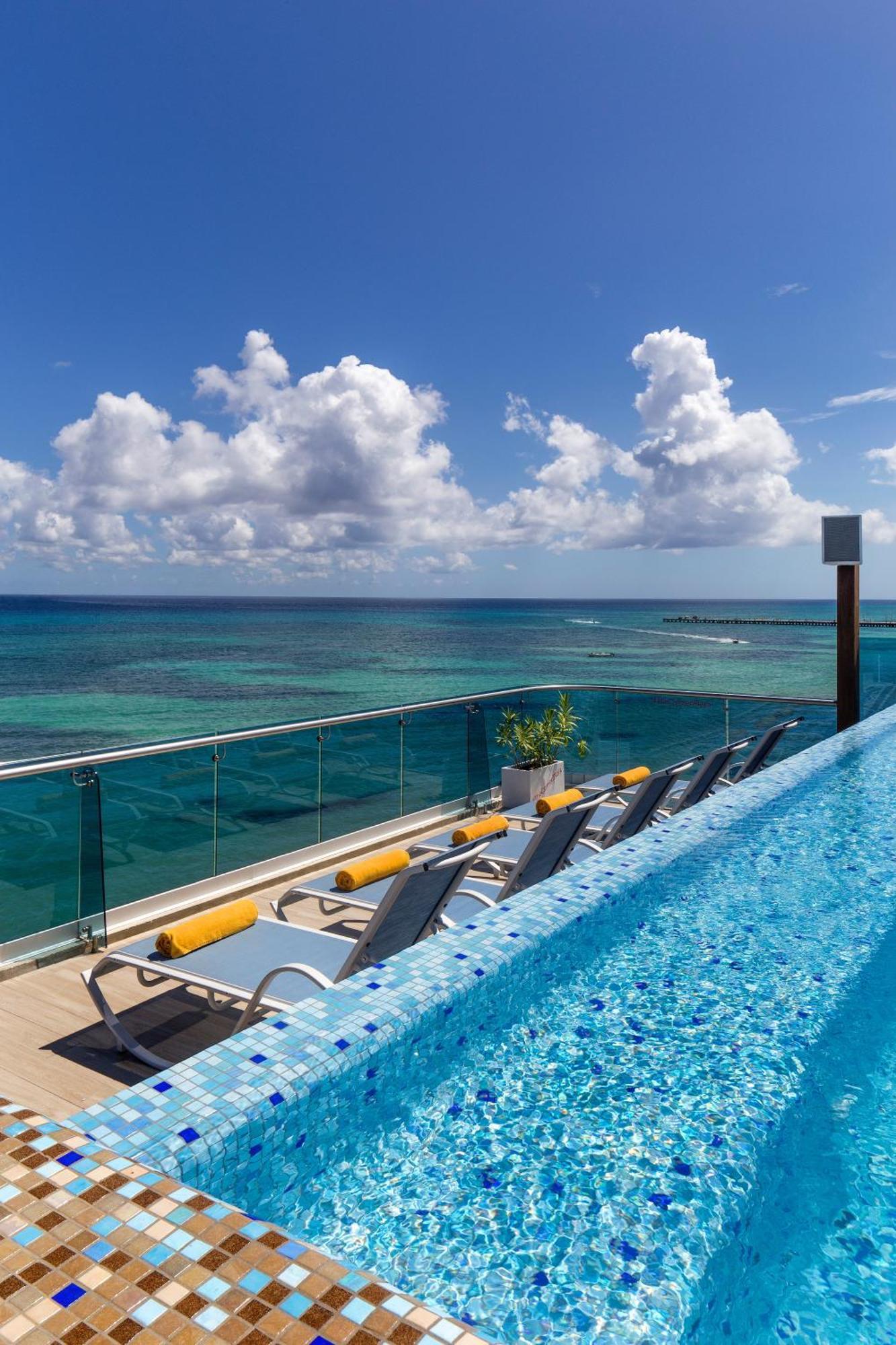 The Carmen Hotel - Ocean Front (Adults Only) Playa del Carmen Esterno foto